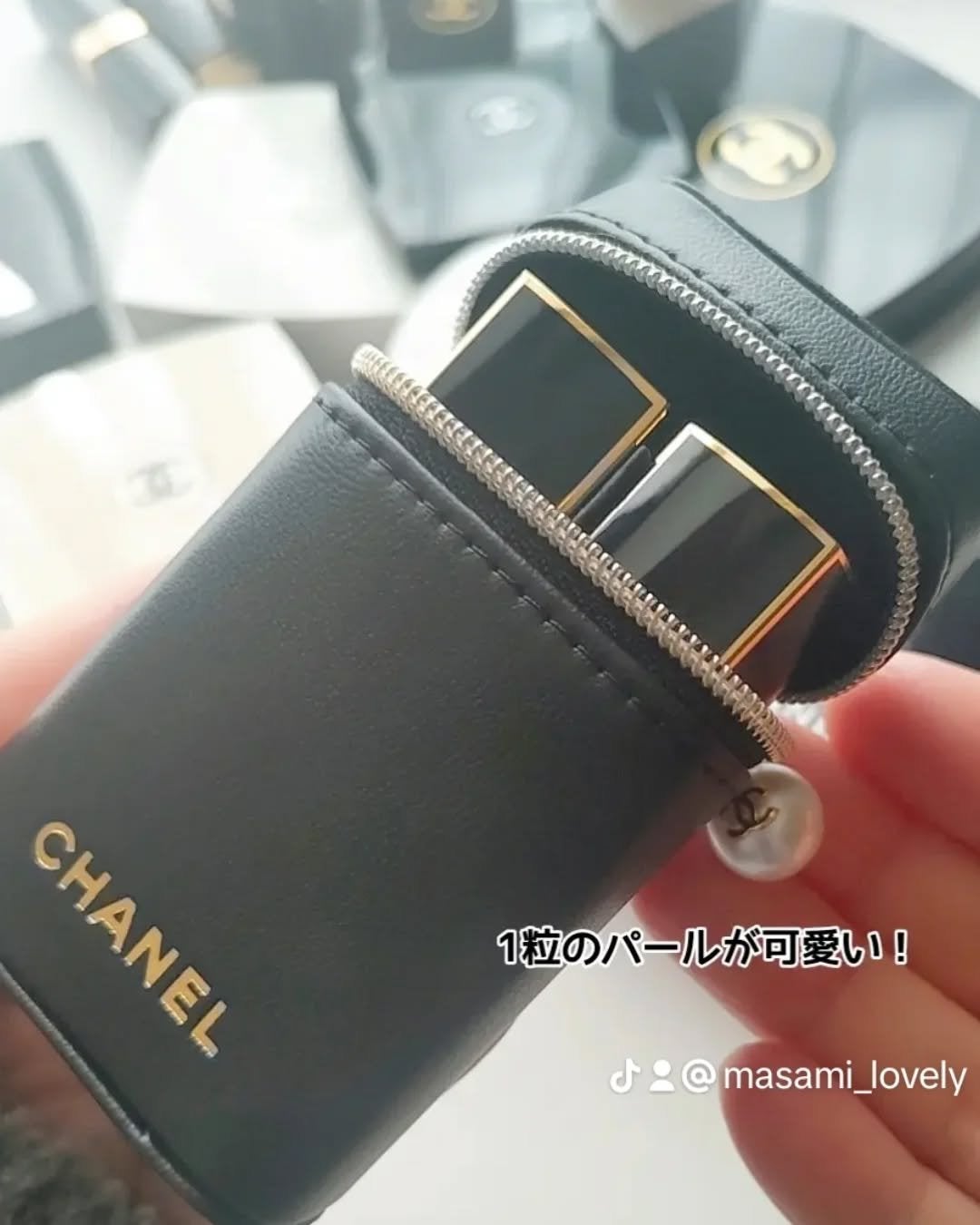 ルージュ アリュール ヴェルヴェット レ ペルル セット オブ 2/CHANEL/メイクアップキットを使ったクチコミ(4枚目)