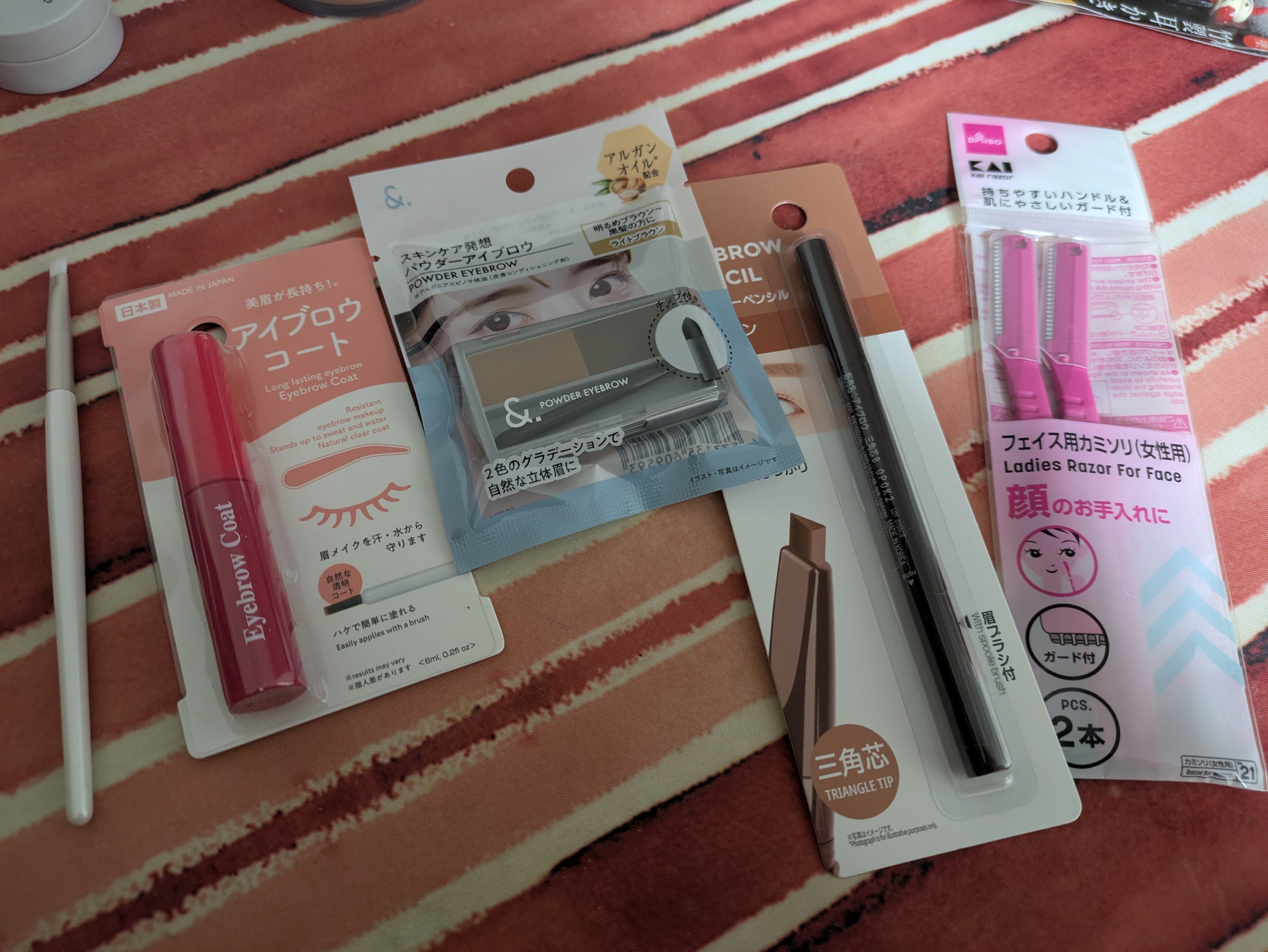 ＆．パウダーアイブロウパレット/DAISO/パウダーアイブロウを使ったクチコミ（1枚目）