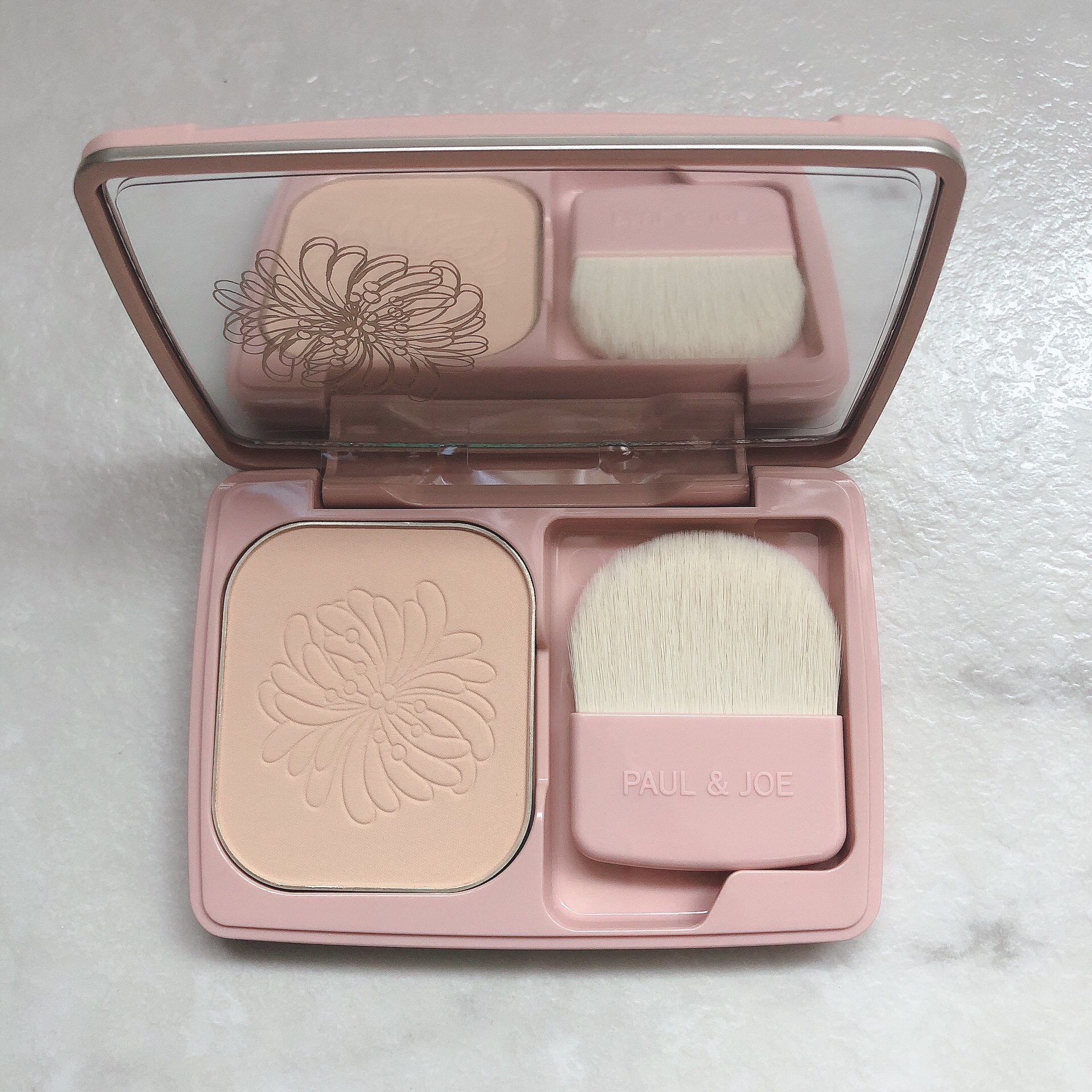 試してみた】ヴェール ファンデーション N PAUL & JOE BEAUTEの