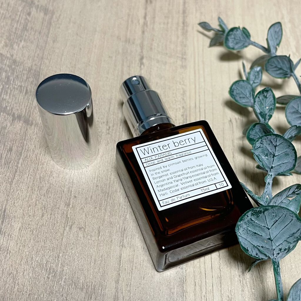 オードパルファム　#10 Winter berry 〔ウィンター ベリー〕/AUX PARADIS/香水(レディース)を使ったクチコミ（2枚目）