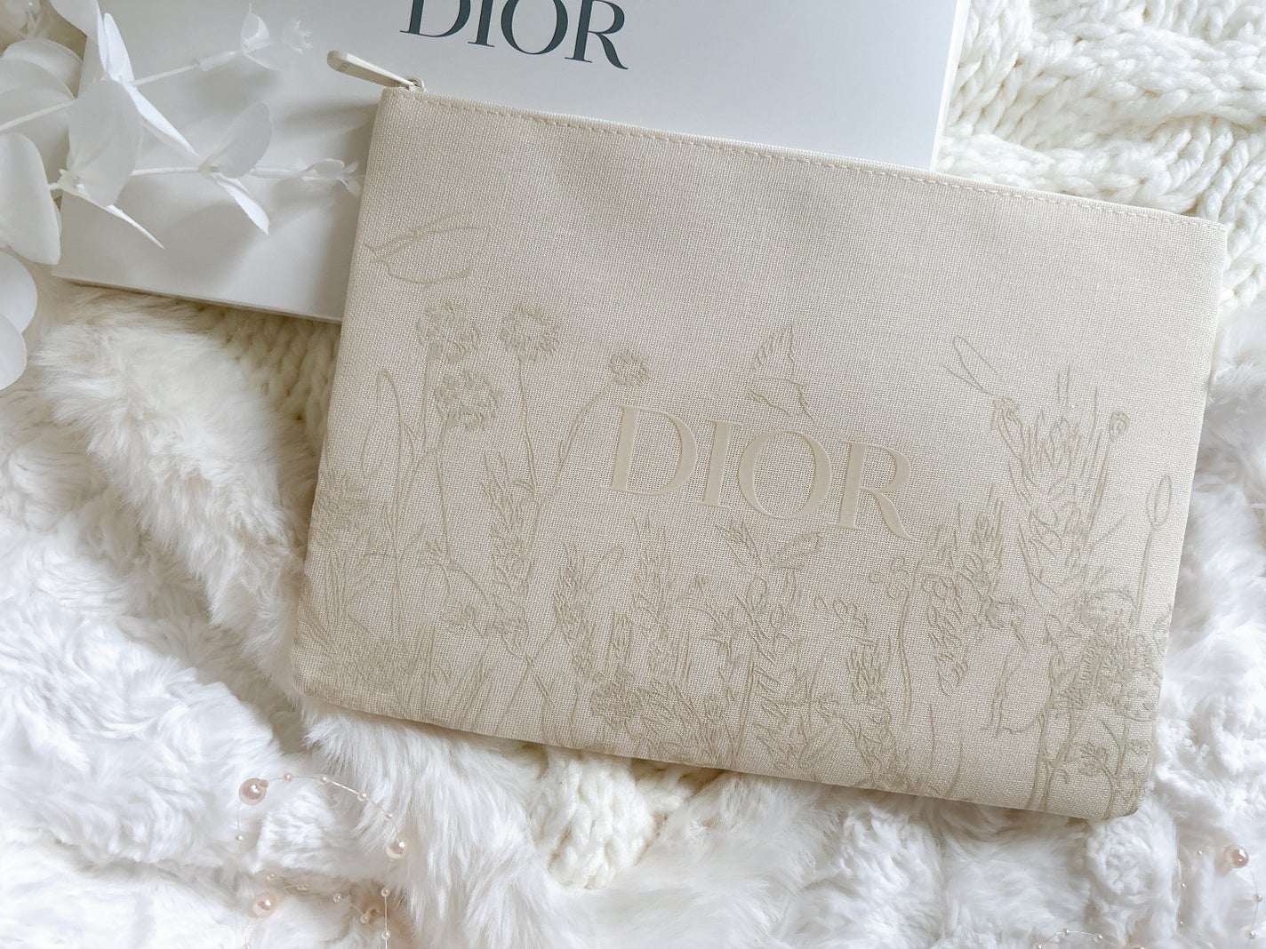 フォロバ100 mappi on LIPS 「..4/1からdiorbeautyのノベルティでポーチが付いて..」(1枚目)