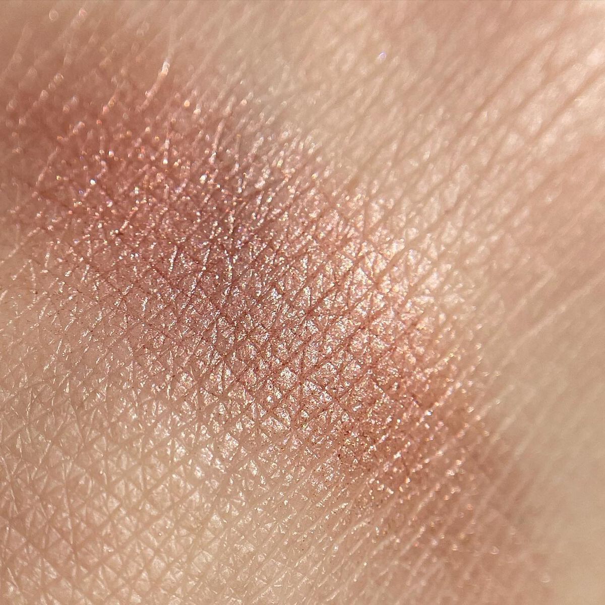 はる on LIPS 「お友達から頂いた誕生日プレゼント♡そう!今月誕生日だったので..」(5枚目)