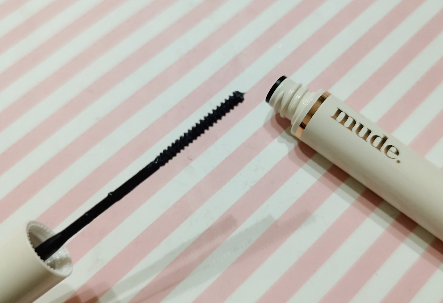 インスパイアマルチフィクサーマスカラ/mude./マスカラ下地を使ったクチコミ（3枚目）