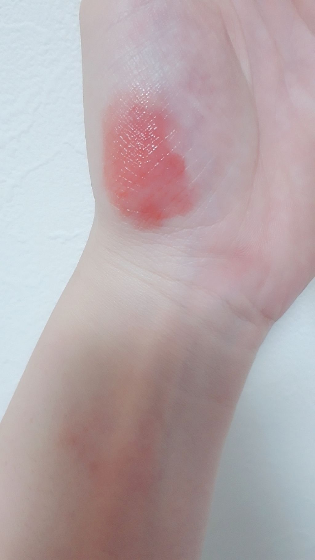 ジューシーラスティングティント/rom&nd/リップティントを使ったクチコミ（2枚目）