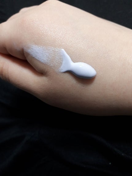 パラソーラ イルミスキンUVエッセンス(旧品)/パラソーラ/日焼け止め・UVケアを使ったクチコミ(4枚目)