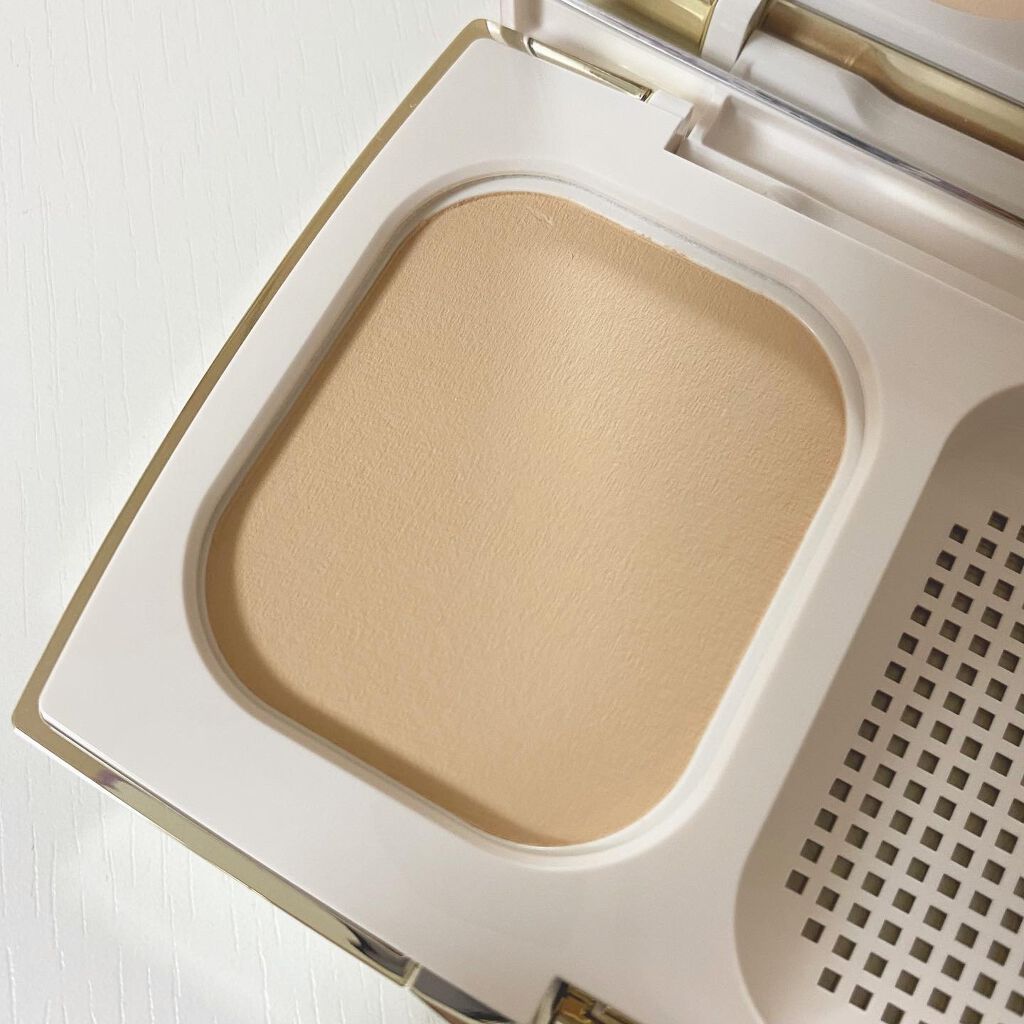 シルキー フィット/COVERMARK/パウダーファンデーションを使ったクチコミ（3枚目）