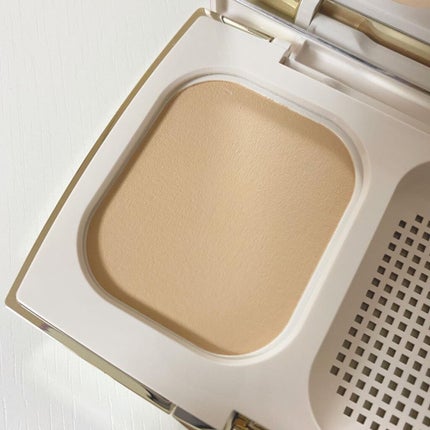 シルキー フィット/COVERMARK/パウダーファンデーションを使ったクチコミ(3枚目)