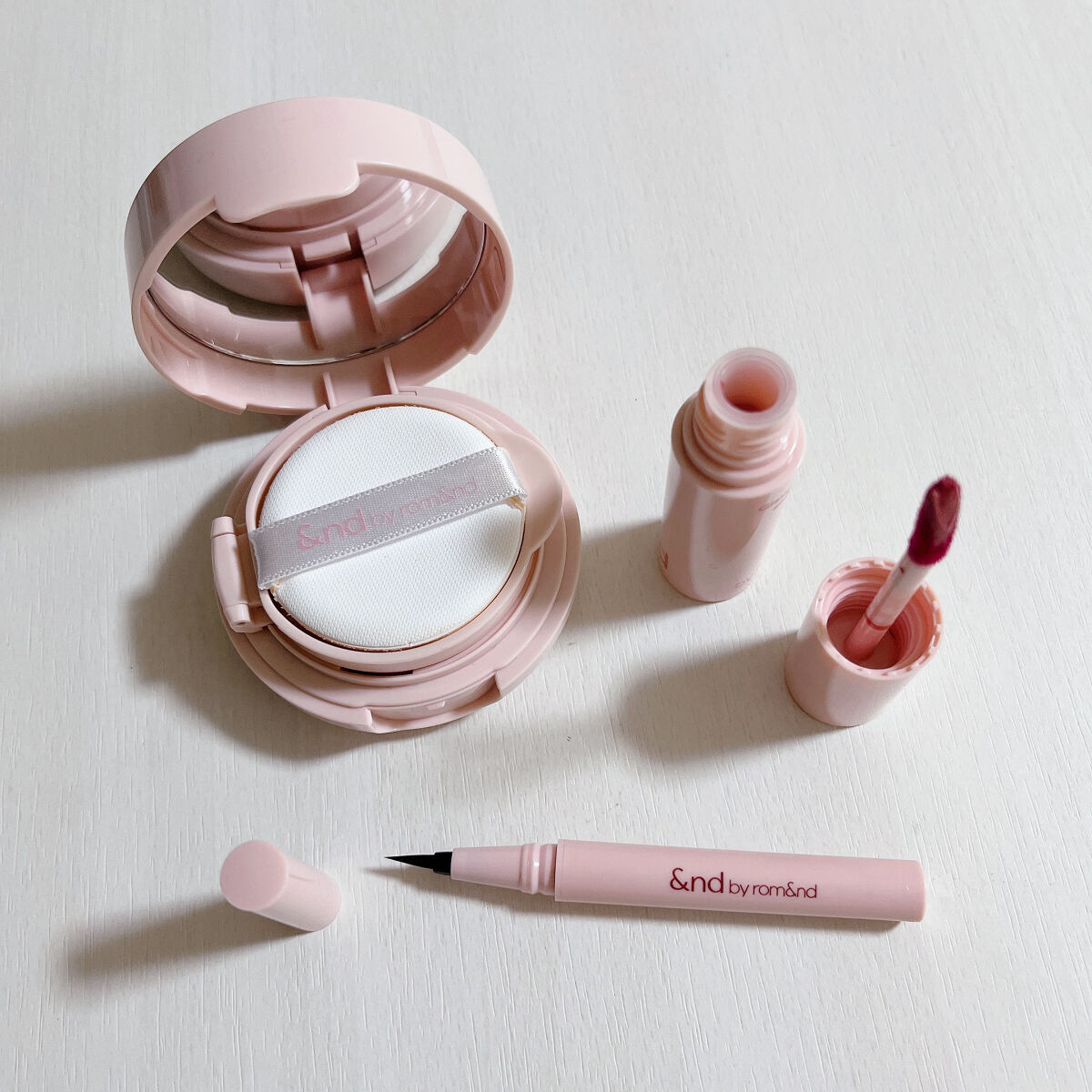 アンドバイロムアンド　グラッシーボムティント/&nd by rom&nd/リップティントを使ったクチコミ（2枚目）