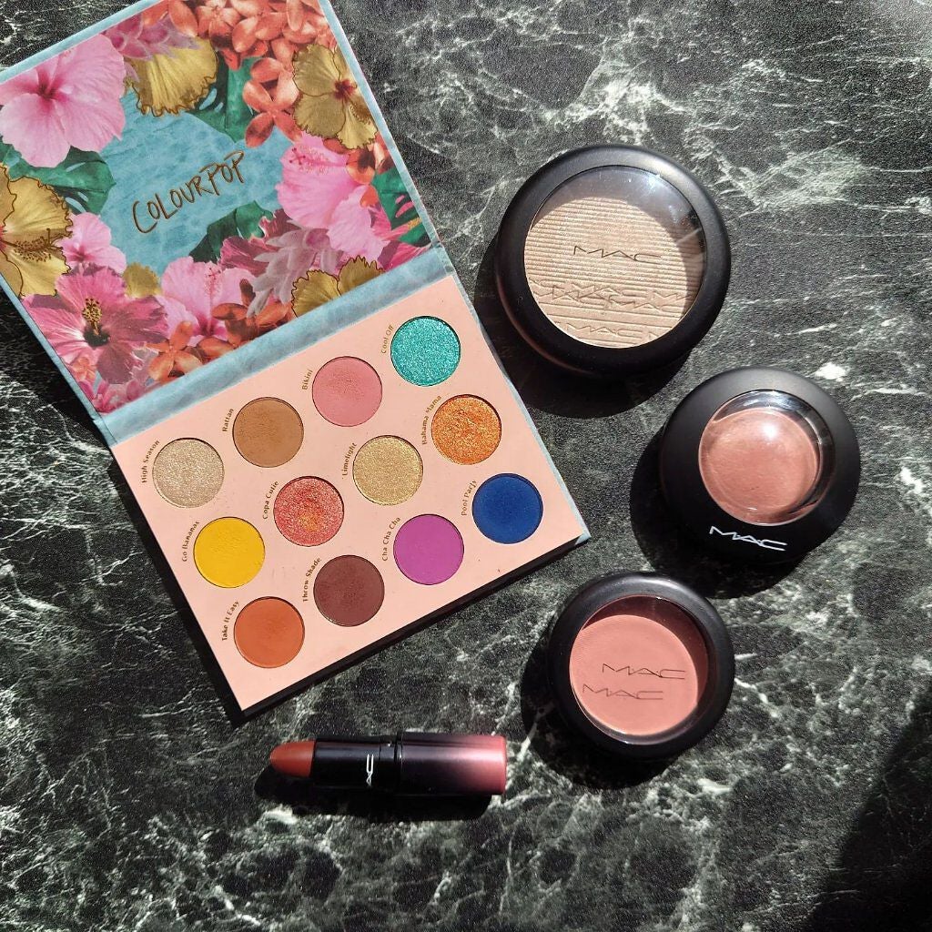 カバナクラブ/ColourPop/アイシャドウパレットを使ったクチコミ(3枚目)