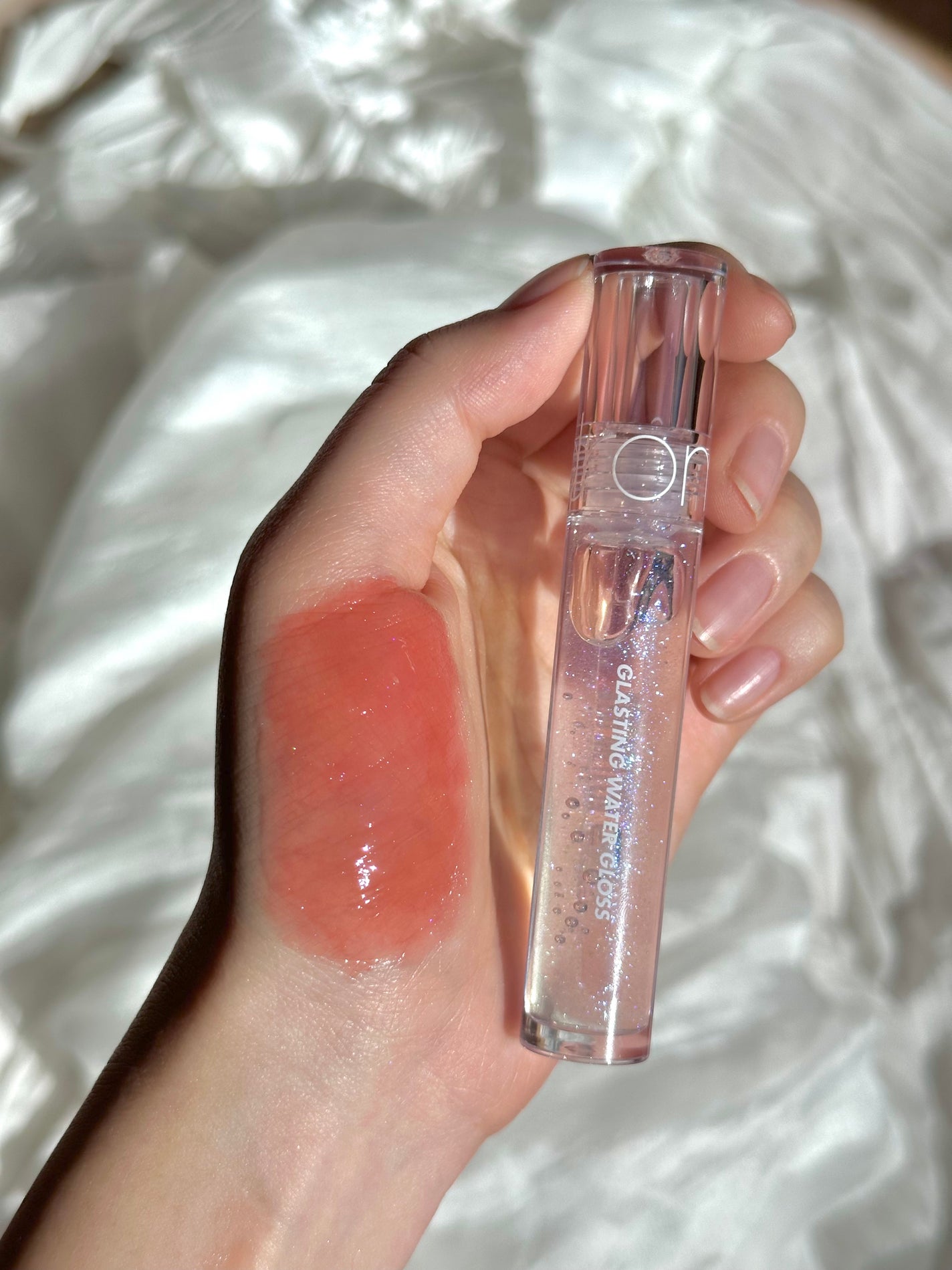 グラスティングウォーターグロス/rom&nd/リップグロスを使ったクチコミ(4枚目)