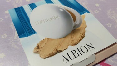 ALBION　ホワイト パウダレスト040

ALBIONのテスターってすごいですよねぇ…
薄っぺらな使いきりファンデです。

持ち運びも良いし、衛生的だし、
全部化粧品こうならいいな。

さらっとして