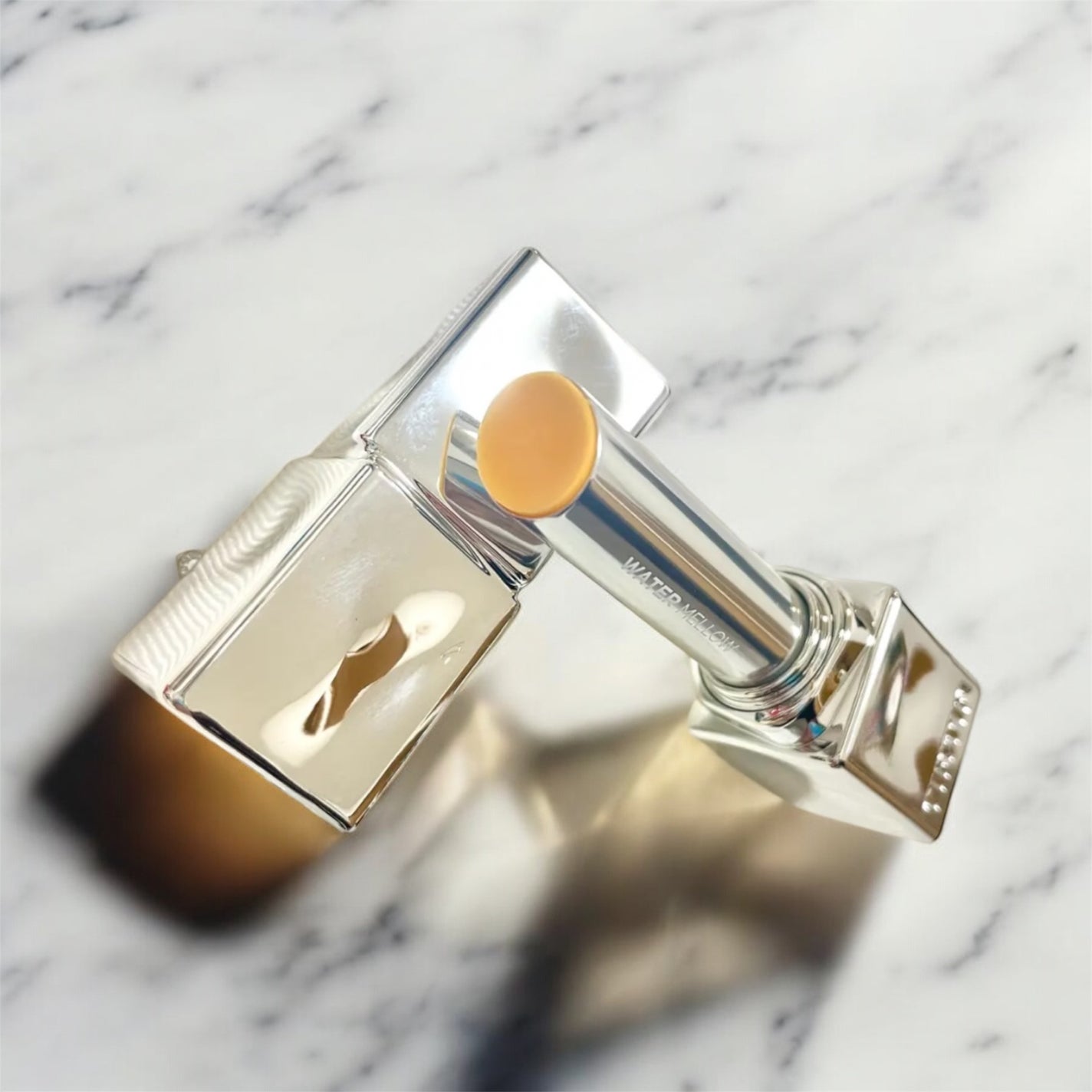 ウォーターメロウリップバーム/TIRTIR(ティルティル)/リップバームを使ったクチコミ(2枚目)