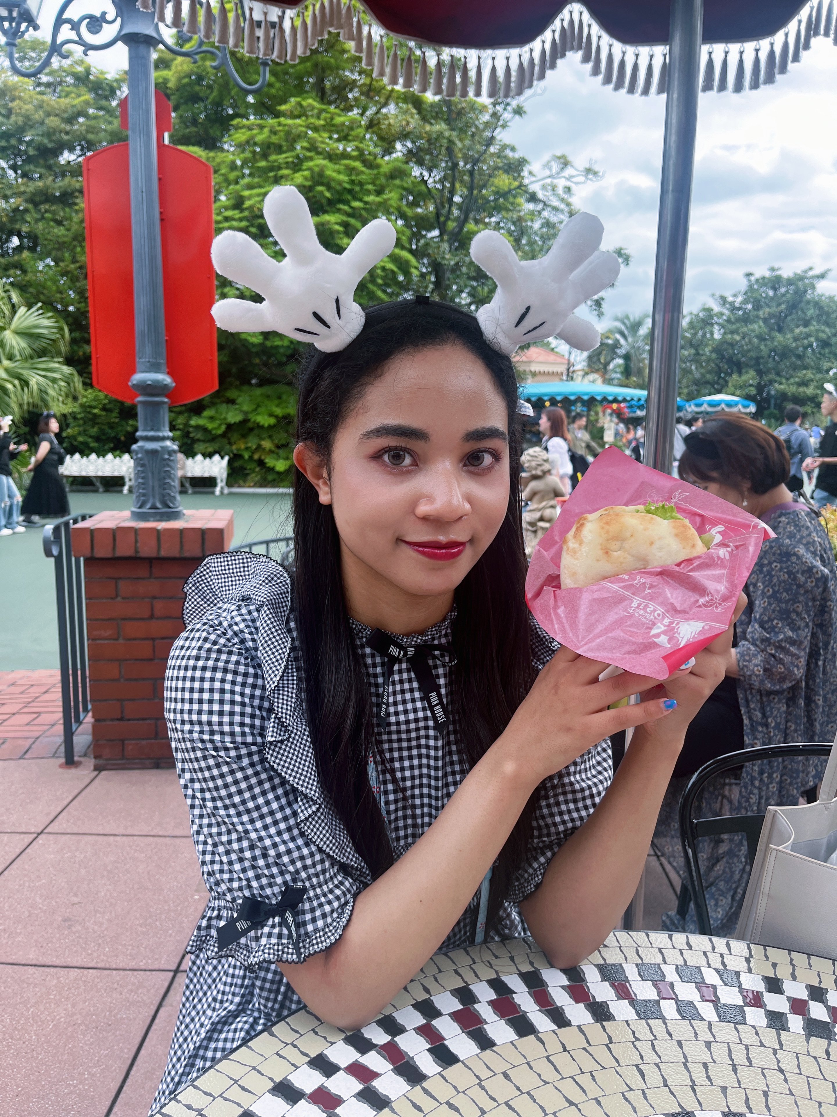 オールマイシングス リップスティッカーティント 【旧】02 ベリーモア(BERRY MORE)/all my things/リップティントを使ったクチコミ（3枚目）