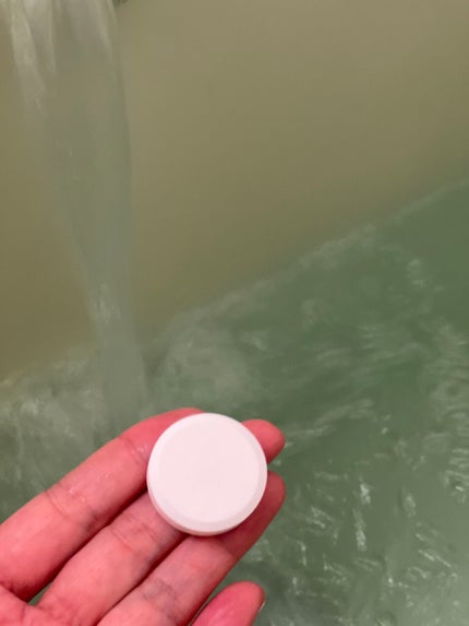 Miwa Kamise on LIPS 「半身浴、足浴、長湯をよくするので、これはとても効果◎でした!湯..」(5枚目)