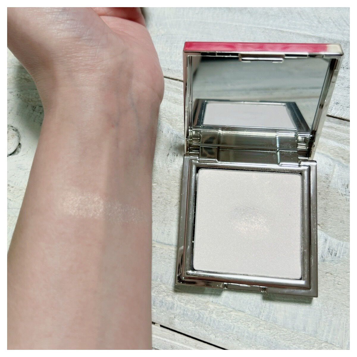 powder highlighter jouer cosmetics/Jouer Cosmetics/パウダーハイライトを使ったクチコミ(4枚目)