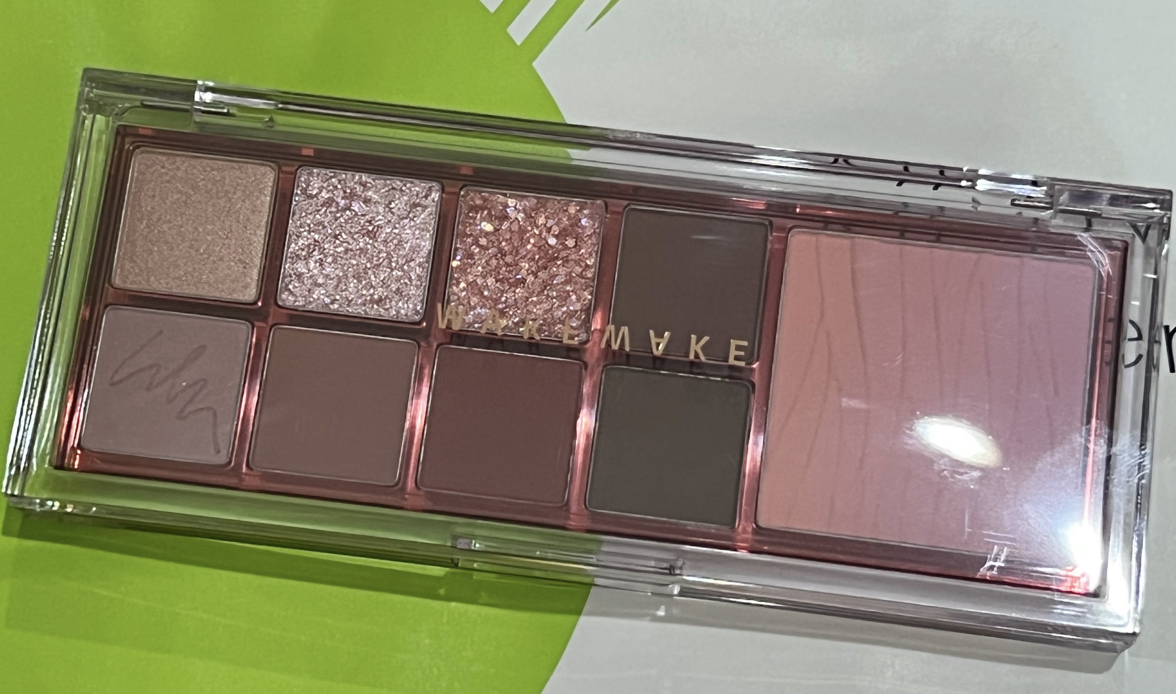 ミックスブラーリングアイパレット 01 オーキッドモーブ/wakemake/マルチパレットを使ったクチコミ（2枚目）