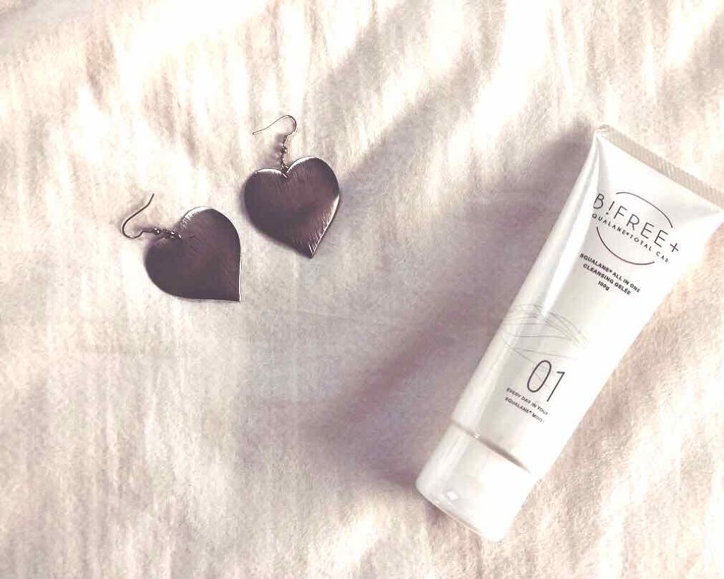 スクワランインオールインワンジェル/B! FREE+ (ビーフリープラス)/オールインワン化粧品を使ったクチコミ(1枚目)