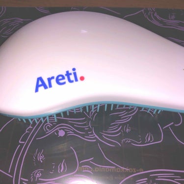 Areti. デタングル 絡まない 頭皮洗浄ブラシ TUFT 673のクチコミ「頭皮ケアがしたくて購入しました！

お風呂用と室内用の2個買いました

髪がスルスルとかせて頭.....」（1枚目）