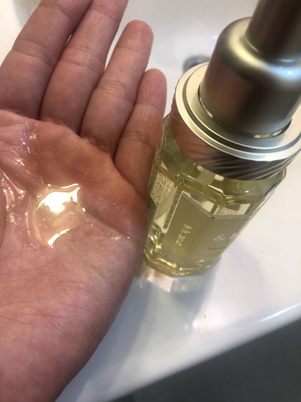 シルキー　スムースモイスチャー　ヘアオイル　3.0/&honey/ヘアオイルを使ったクチコミ（2枚目）