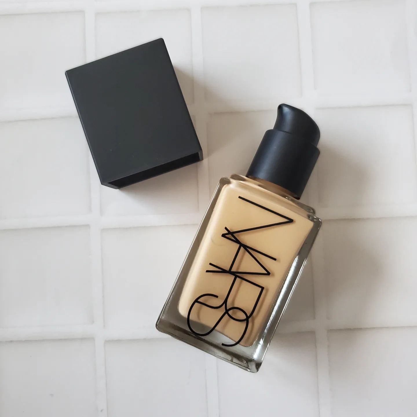 ライトリフレクティング ファンデーション/NARS/リキッドファンデーションを使ったクチコミ（1枚目）