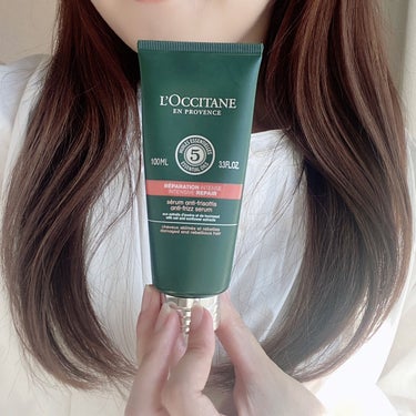 ファイブハーブス リペアリングヘアミルクセラム/L'OCCITANE/ヘアミルクを使ったクチコミ（2枚目）