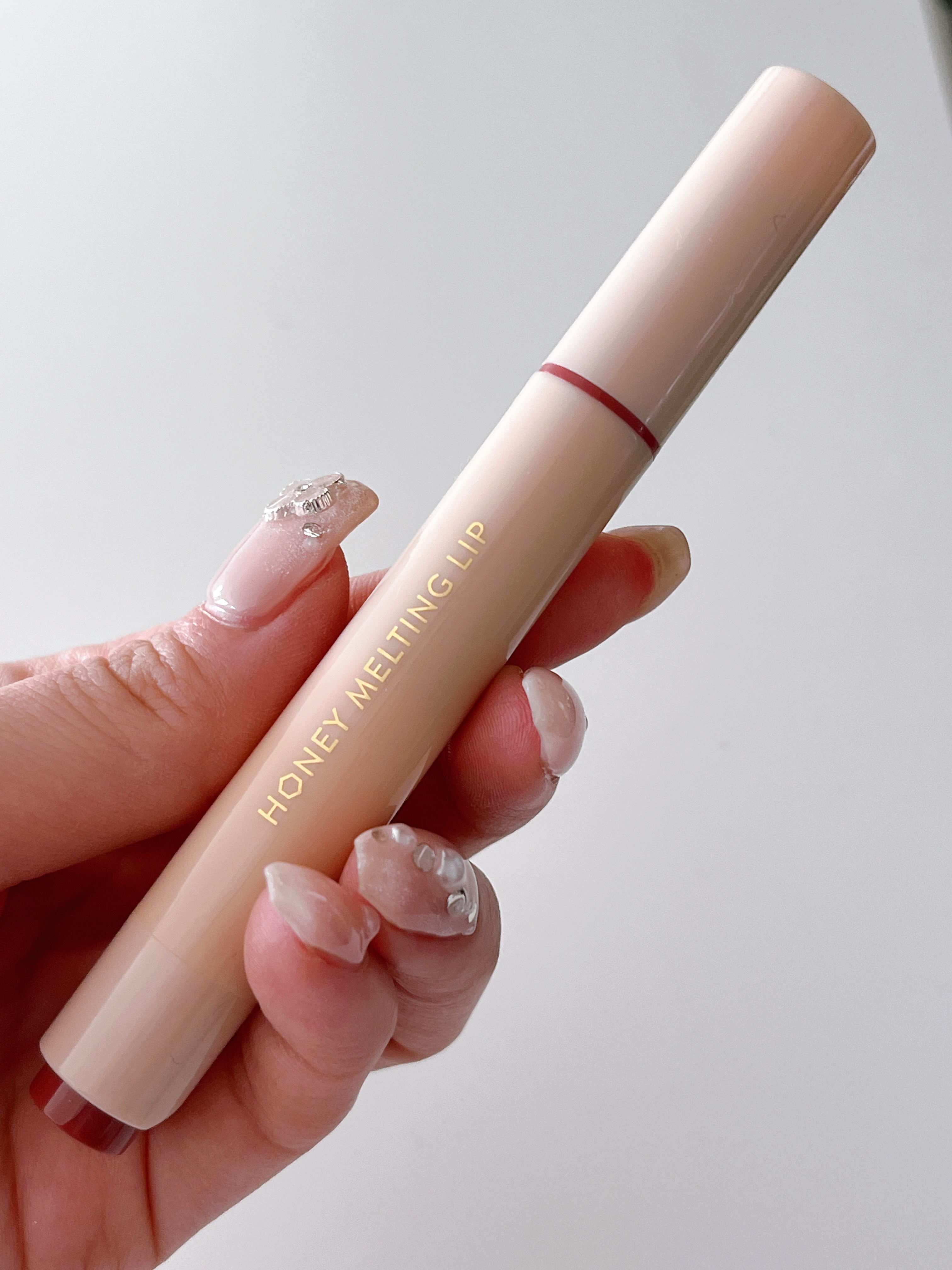 ハニーメルティングリップ 04 ザクロサワー/ネイチャーリパブリック/口紅を使ったクチコミ（2枚目）