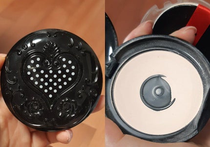 スイ ブラック スムース スキン パウダー/ANNA SUI/プレストパウダーを使ったクチコミ(1枚目)