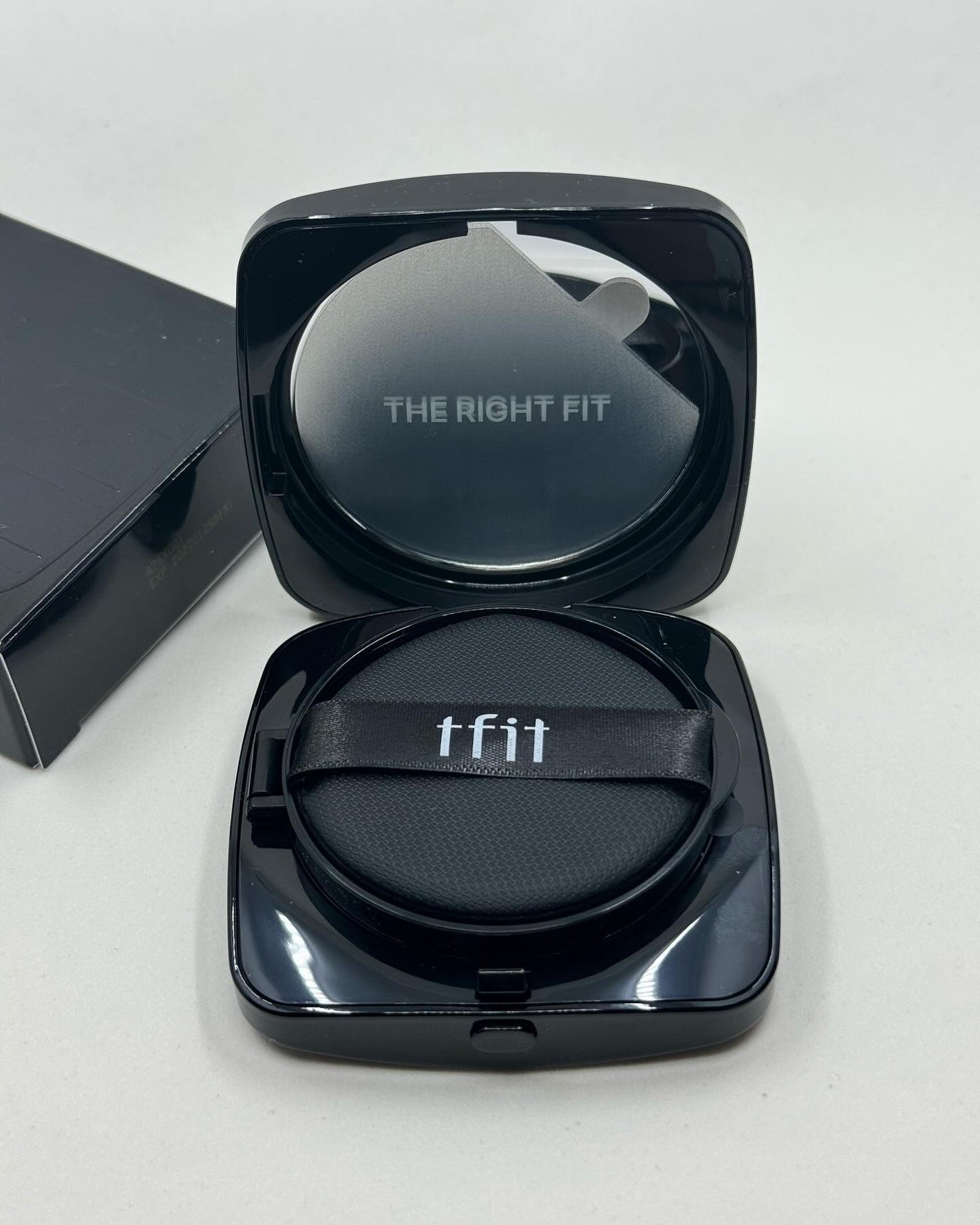 yuu @ フォロバ100 on LIPS 「・・TFIT/@tfit.japan ■レイヤリングフィットグ..」(2枚目)