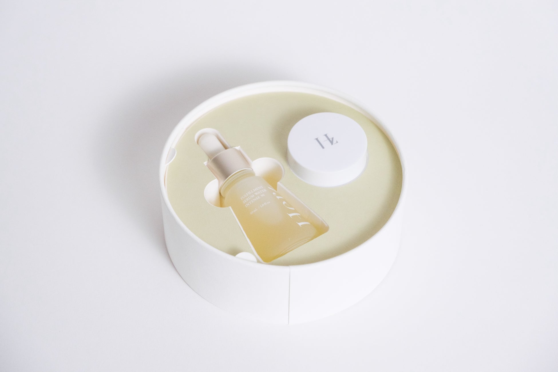 Herz skin フルフィルメント ホリデー コレクション 2024