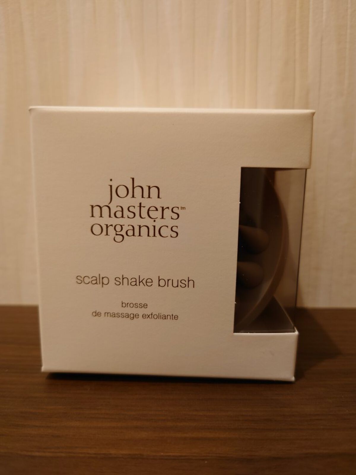 スキャルプシェイクブラシ/john masters organics/スカルプブラシを使ったクチコミ（1枚目）
