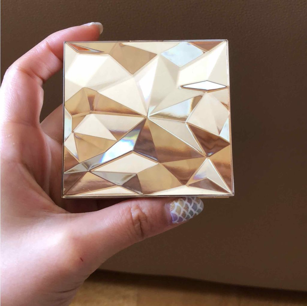 クレ・ド・ポー ボーテ レオスールデクラ/クレ・ド・ポー ボーテ/パウダーハイライトを使ったクチコミ(1枚目)