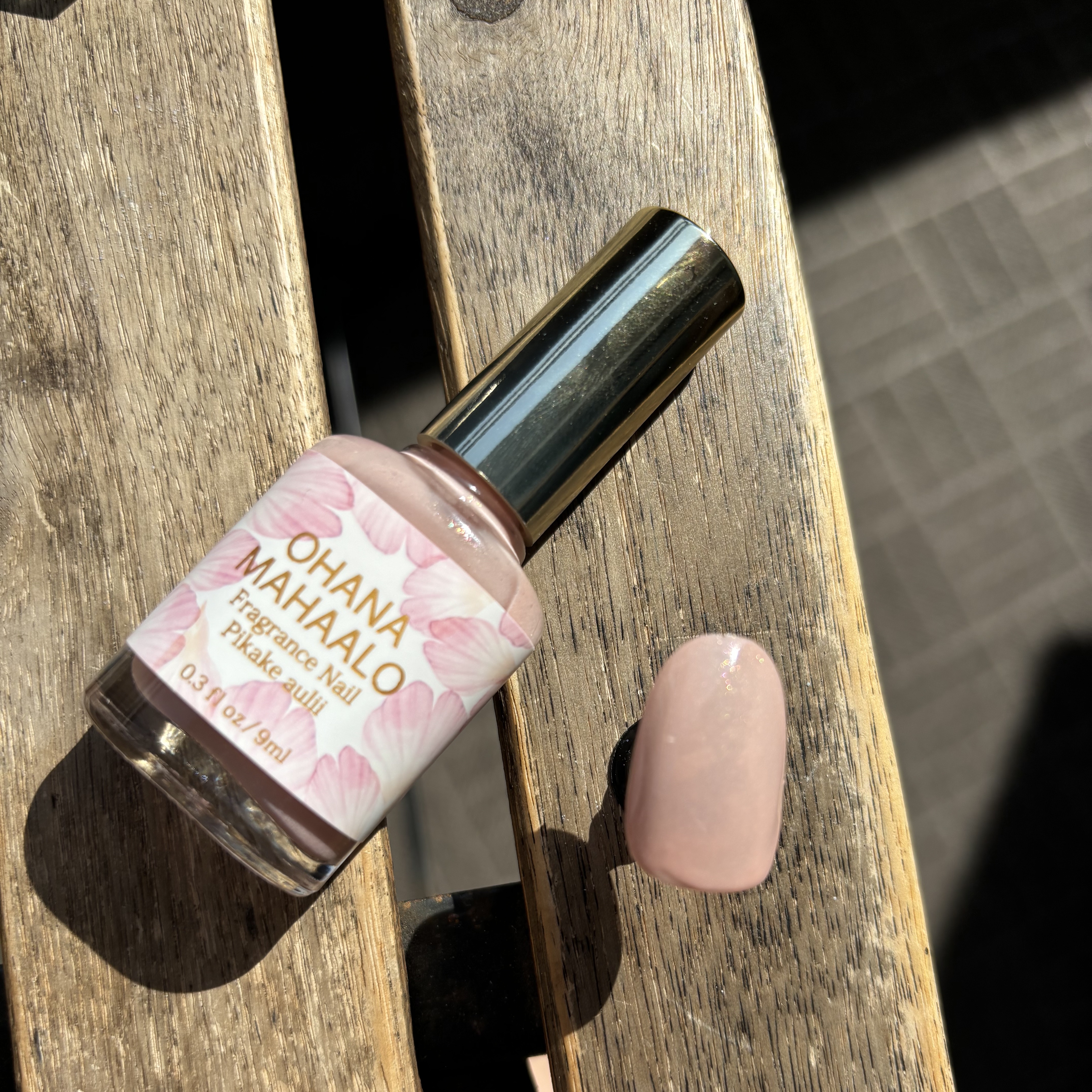 オハナ・マハロ フレグランスネイル 〈ピカケ アウリィ〉/OHANA MAHAALO/マニキュアを使ったクチコミ（1枚目）