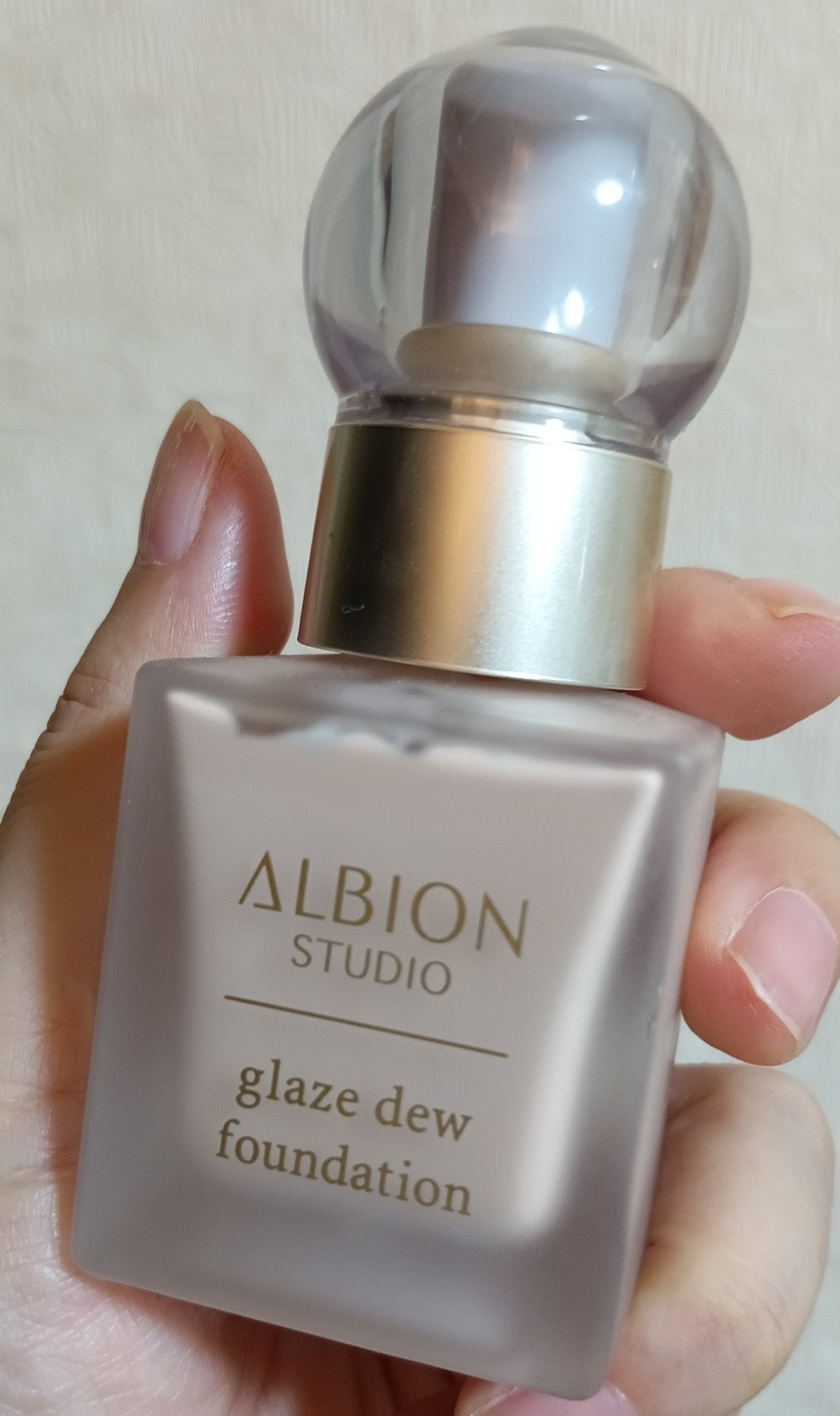 アルビオン スタジオ グレイズデュウ ファンデーション/ALBION/リキッドファンデーションを使ったクチコミ(1枚目)