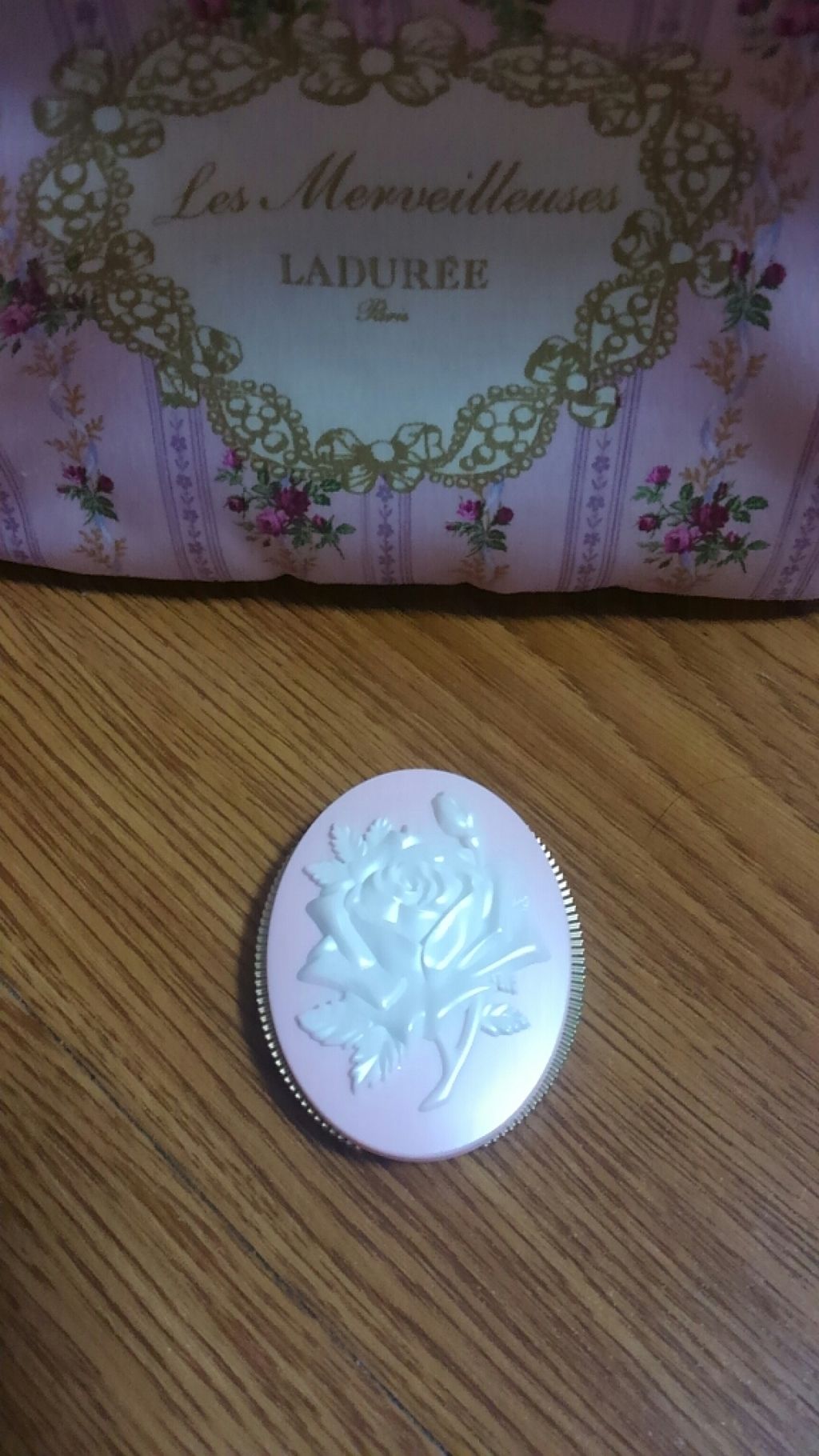 リップバーム/レ・メルヴェイユーズ ラデュレ/リップバームを使ったクチコミ（1枚目）