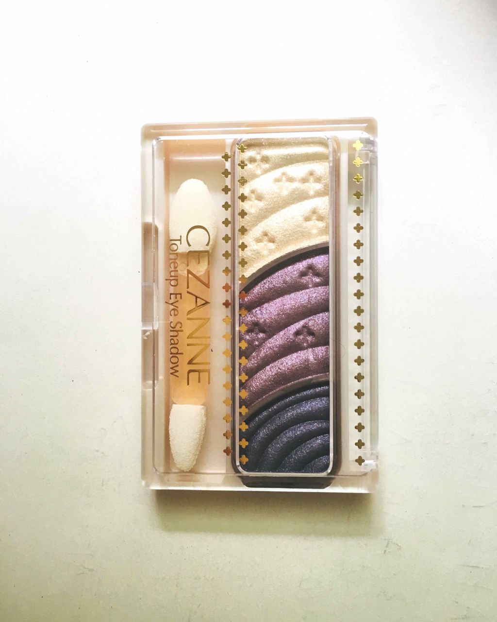 トーンアップアイシャドウ/CEZANNE/アイシャドウパレットを使ったクチコミ（1枚目）