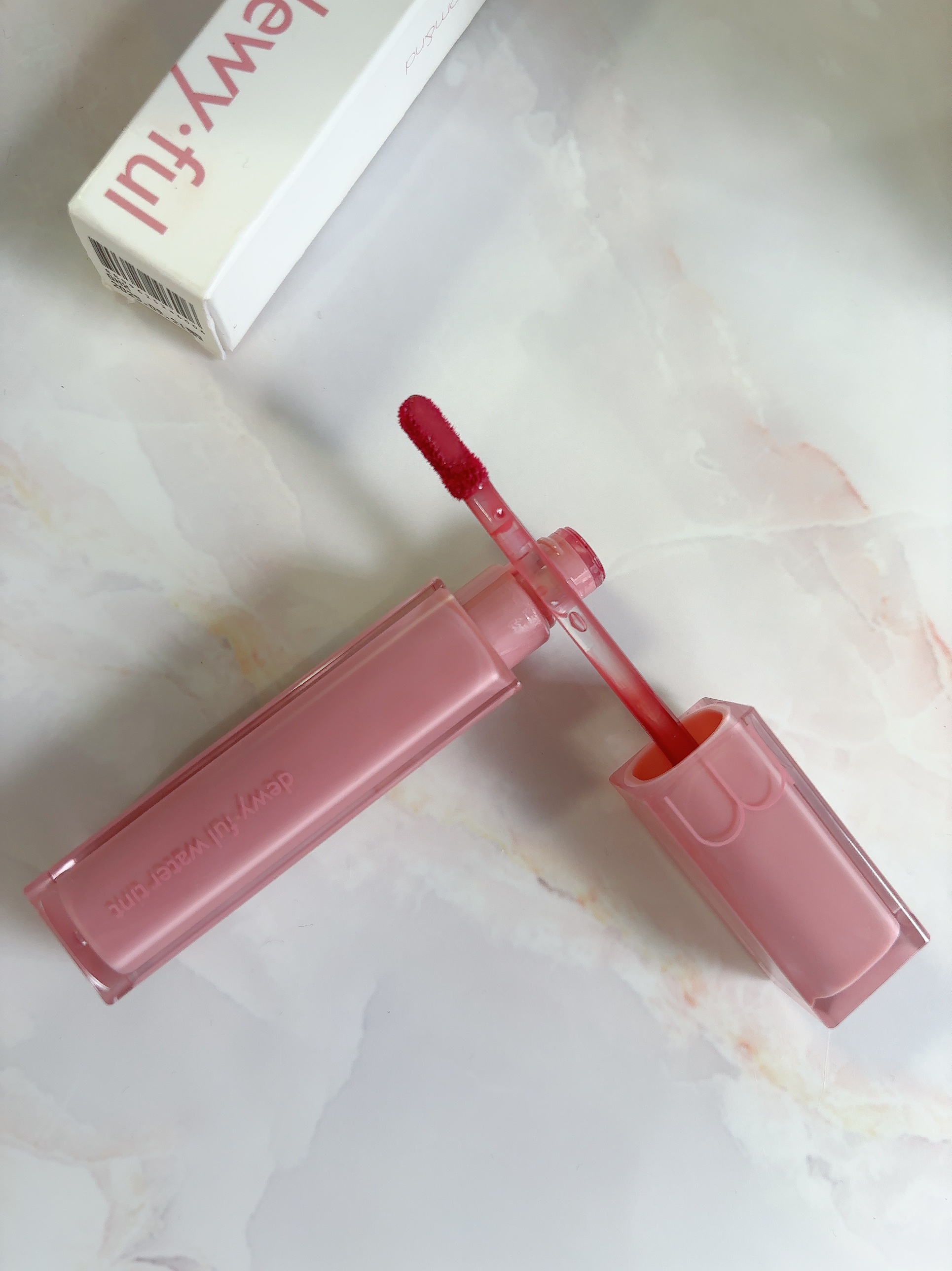 デュイフルウォーターティント 13 カスタードモ－ブ（サンリオコラボデュイフルウォーターティント）/rom&nd/リップティントを使ったクチコミ（3枚目）