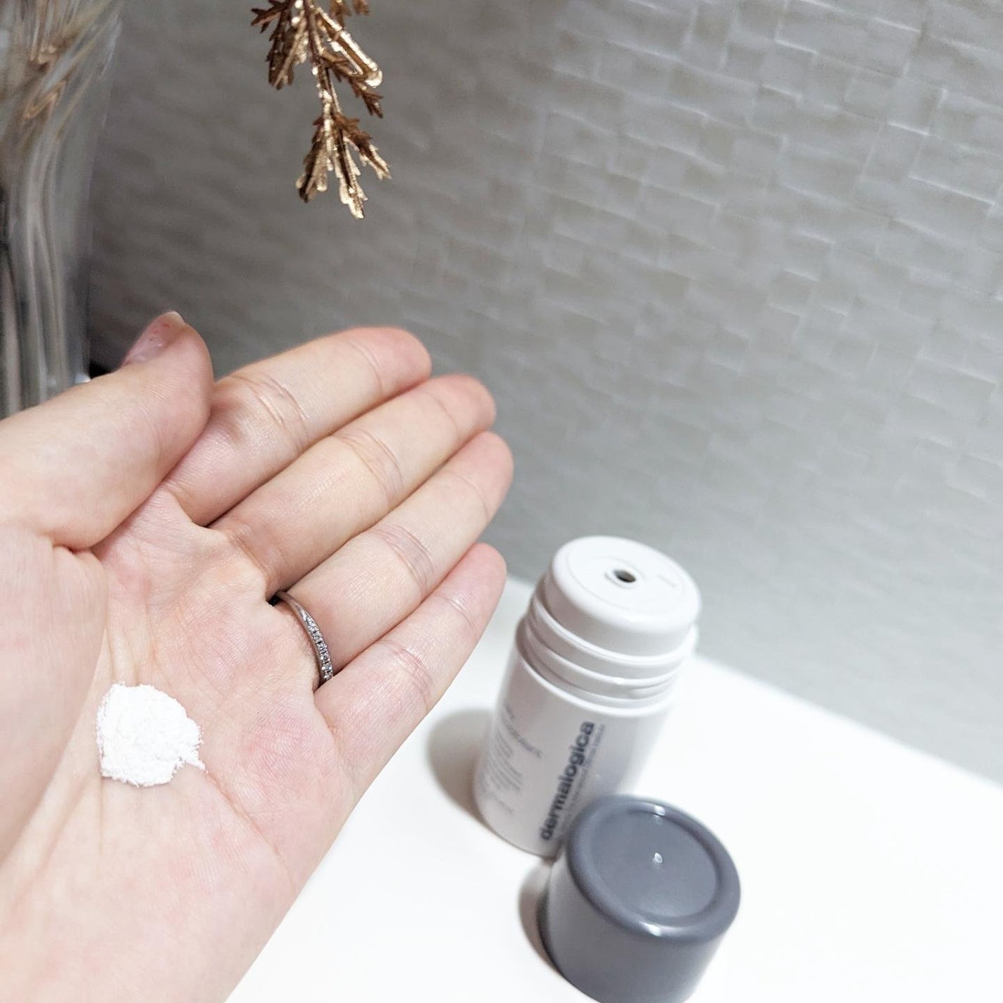 デイリーマイクロフォリエント/ダーマロジカ/洗顔パウダーを使ったクチコミ(3枚目)