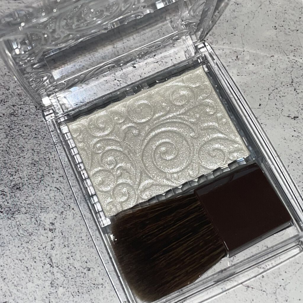 パールグロウハイライト/CEZANNE/パウダーハイライトを使ったクチコミ（2枚目）