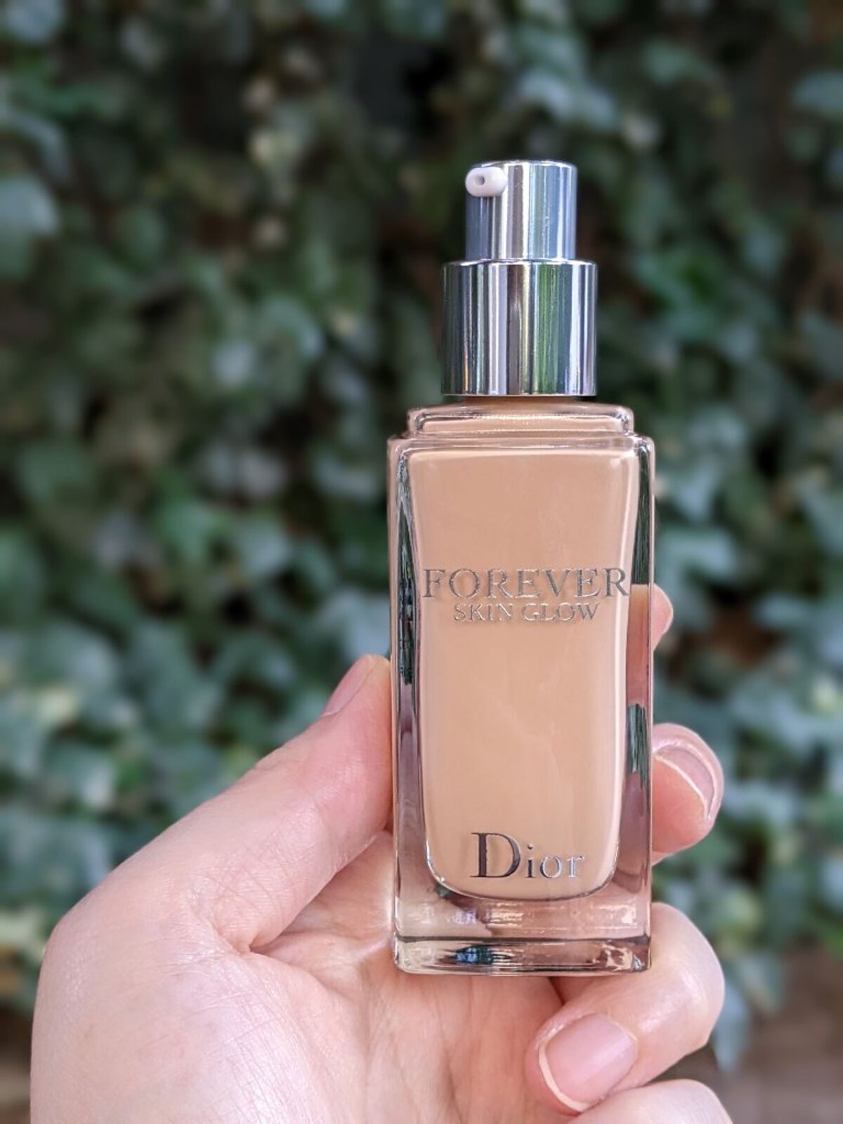 ディオールスキン フォーエヴァー フルイド グロウ/Dior/リキッドファンデーションを使ったクチコミ（2枚目）