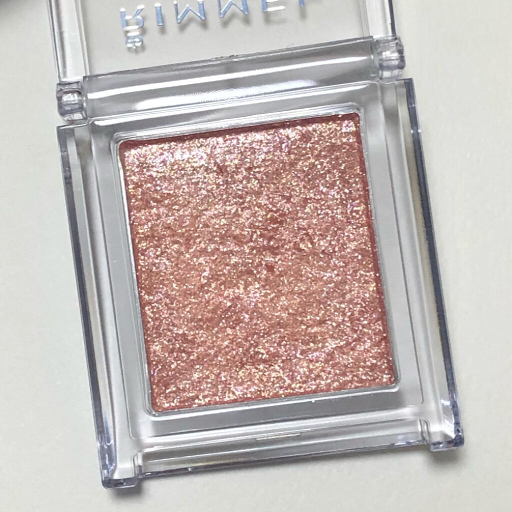プリズム パウダーアイカラー 035 ローズゴールド/リンメル ロンドン/単色アイシャドウを使ったクチコミ（3枚目）