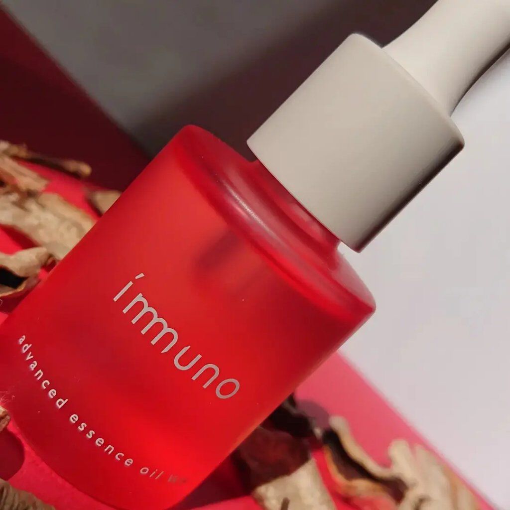 アドバンスド エッセンシャルオイル WH/immuno/フェイスオイルを使ったクチコミ（3枚目）