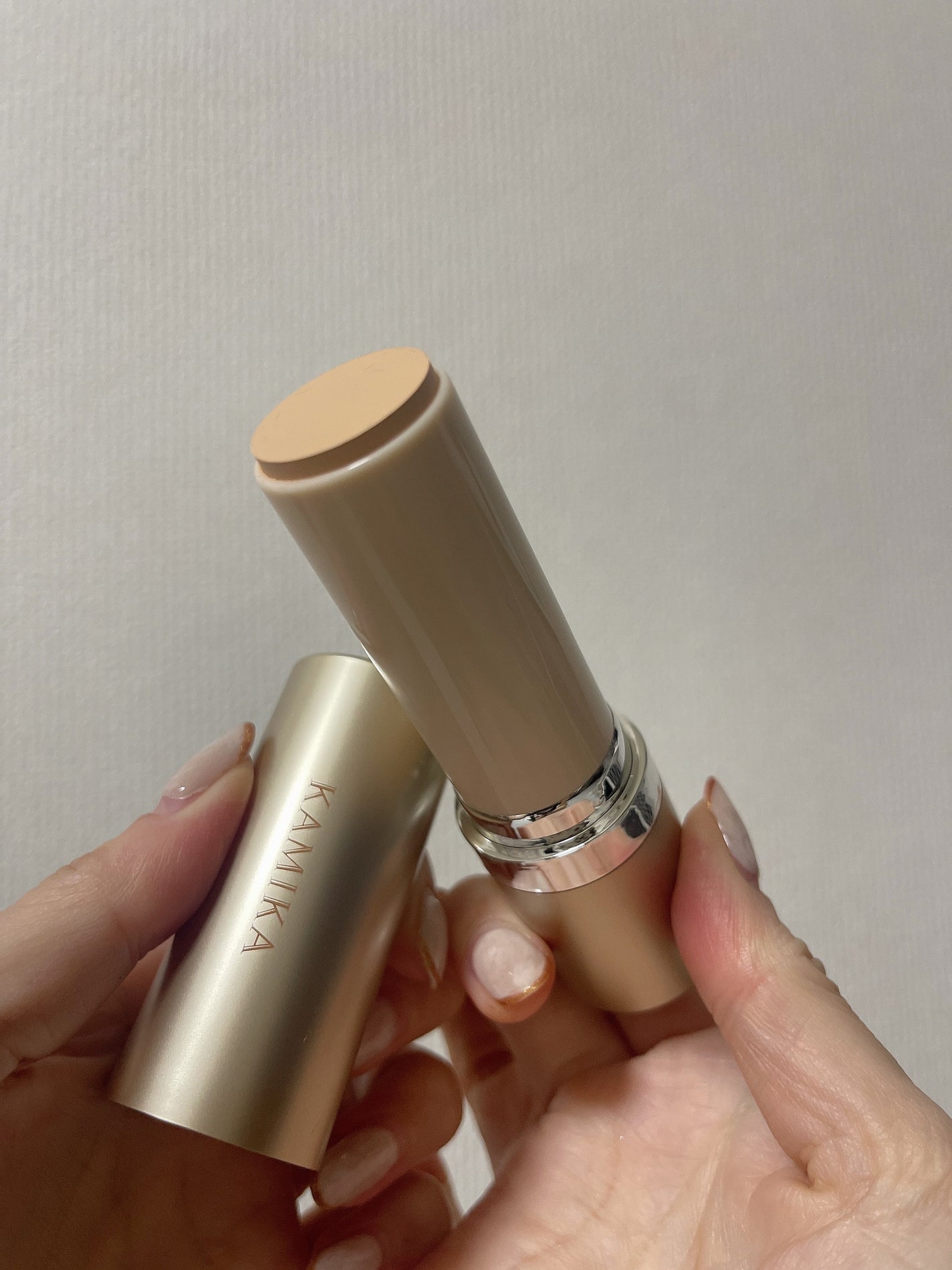 シルキースティックファンデーション/KAMIKA/その他ファンデーションを使ったクチコミ(1枚目)