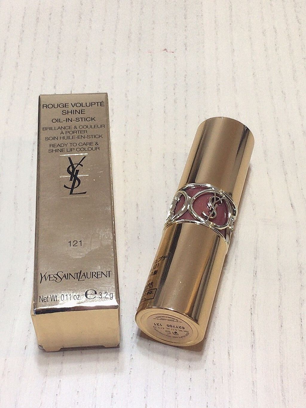 ルージュ ヴォリュプテ シャイン/YVES SAINT LAURENT BEAUTE/口紅を使ったクチコミ(2枚目)