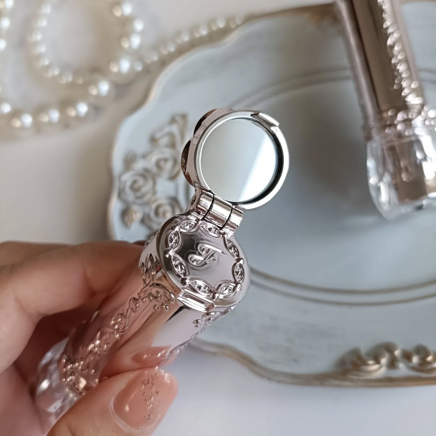 ジルスチュアート リップブロッサム バーム/JILL STUART/口紅を使ったクチコミ(3枚目)