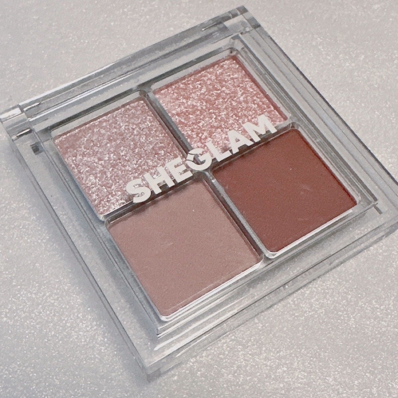 Cosmic Crystal 4色アイシャドウパレット/SHEGLAM/アイシャドウパレットを使ったクチコミ(5枚目)