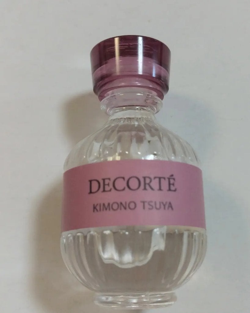 キモノ ツヤ オードトワレ/DECORTÉ/香水(レディース)を使ったクチコミ(1枚目)