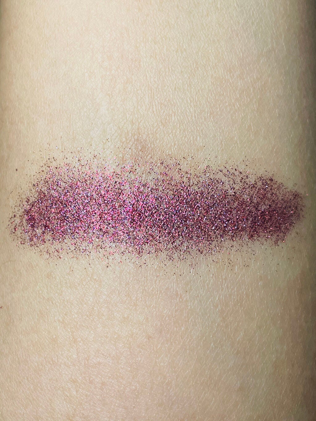 URGLAM SPARKLE EYESHADOW/U R GLAM/単色アイシャドウを使ったクチコミ(4枚目)