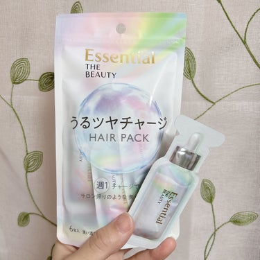 Essential The Beauty
うるツヤチャージヘアパック🧸



髪の毛に広げやすく使いやすい！！
使ったあとはツヤツヤに✨️
一包化されているから持ち運びにも便利！！




#プレゼント