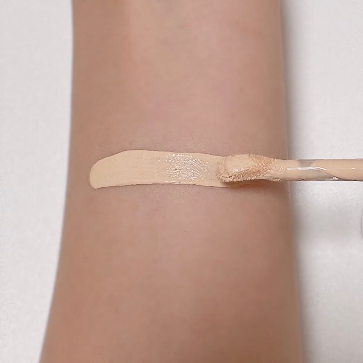 タトゥーウォータープルーフスカーコンシーラー/フォレンコス/リキッドコンシーラーを使ったクチコミ(3枚目)