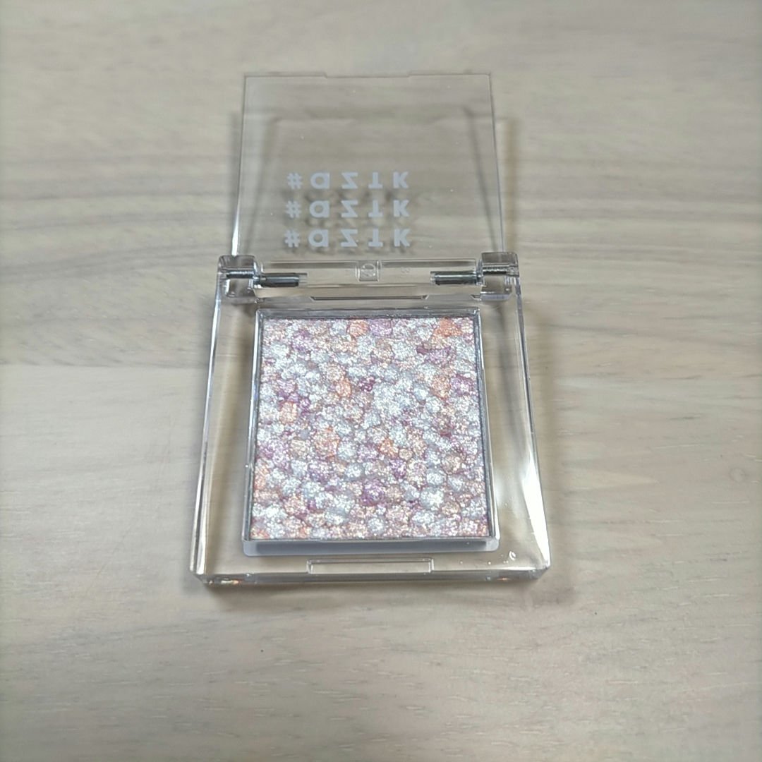 シングルアイシャドウ 01 キャラメルファミリー/aZTK/単色アイシャドウを使ったクチコミ（2枚目）